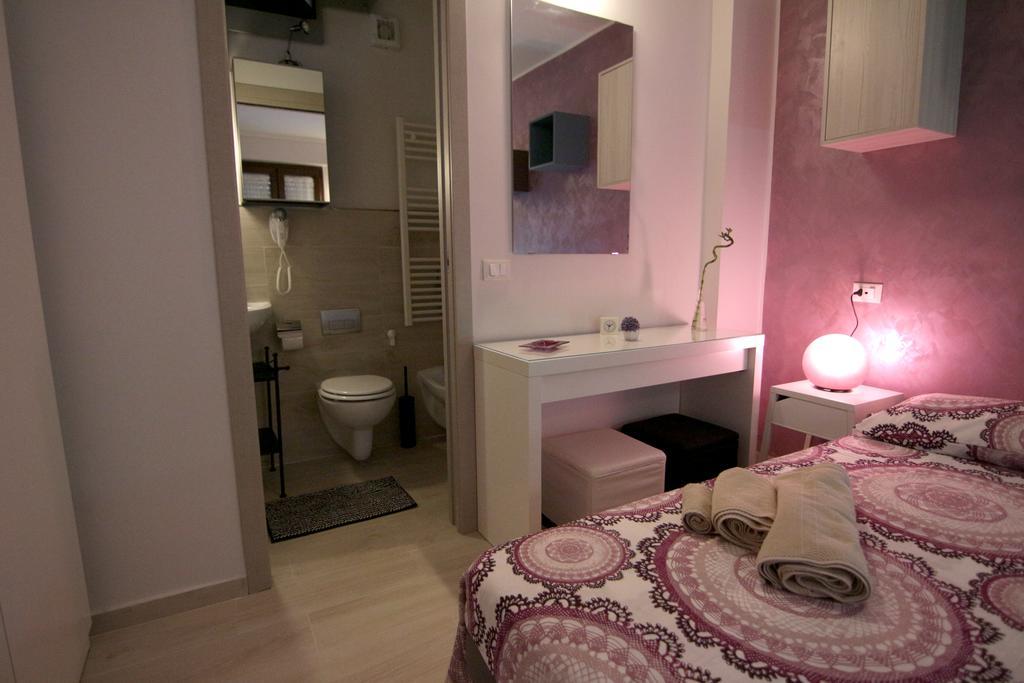 Rosemary Charming Rooms Термолі Номер фото