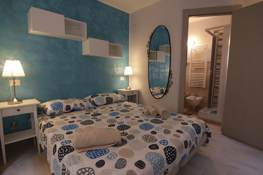 Rosemary Charming Rooms Термолі Номер фото